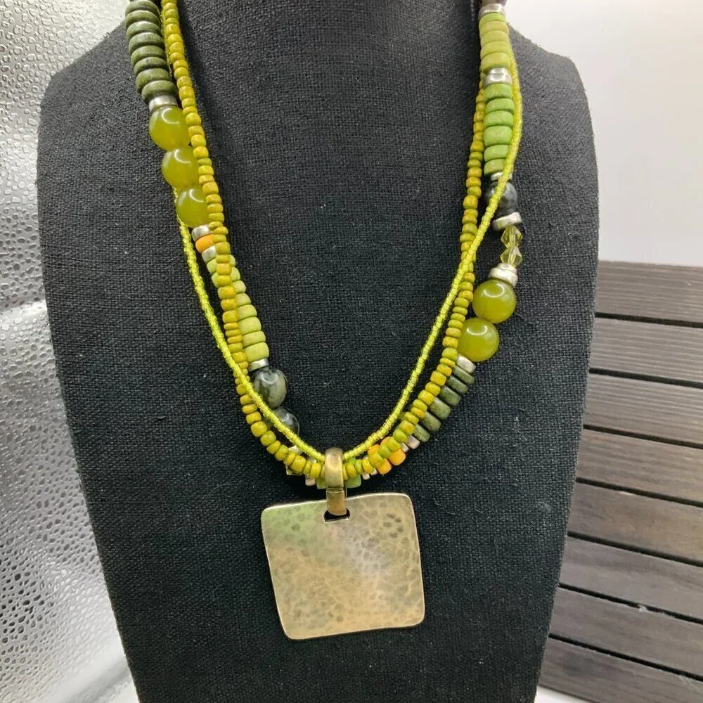 Chico's Green Tone Wooden BOHO Glass Beads Silver Tone Pendant Necklace - Picture 5 of 9